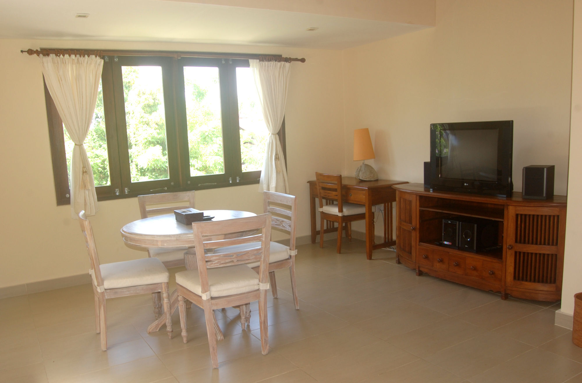 Wisma tamu Sayang Terrace House